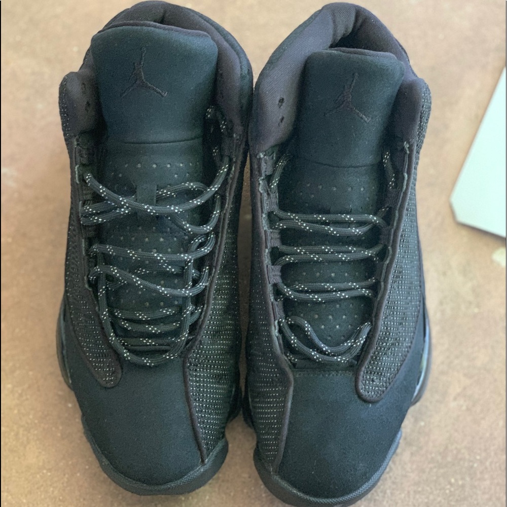 Black Cat 13s
